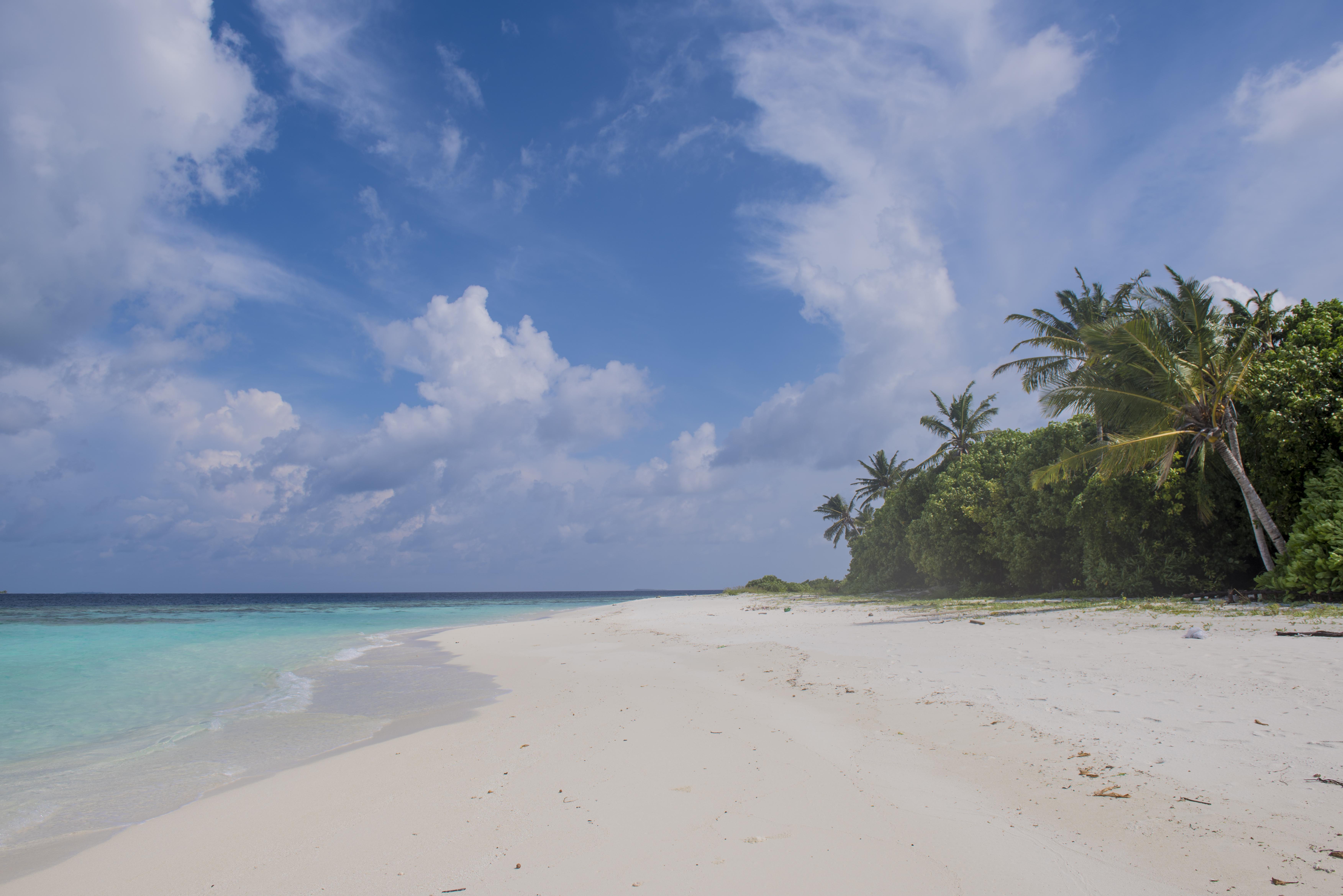 Furaveri Maldives - Complimentary Round-Trip Seaplane Transfer For Two For A Minimum Of 5 Nights Or More From May 1St To October 31St, 2025 Meedhoo  Exterior foto Beach on the island of Desroches