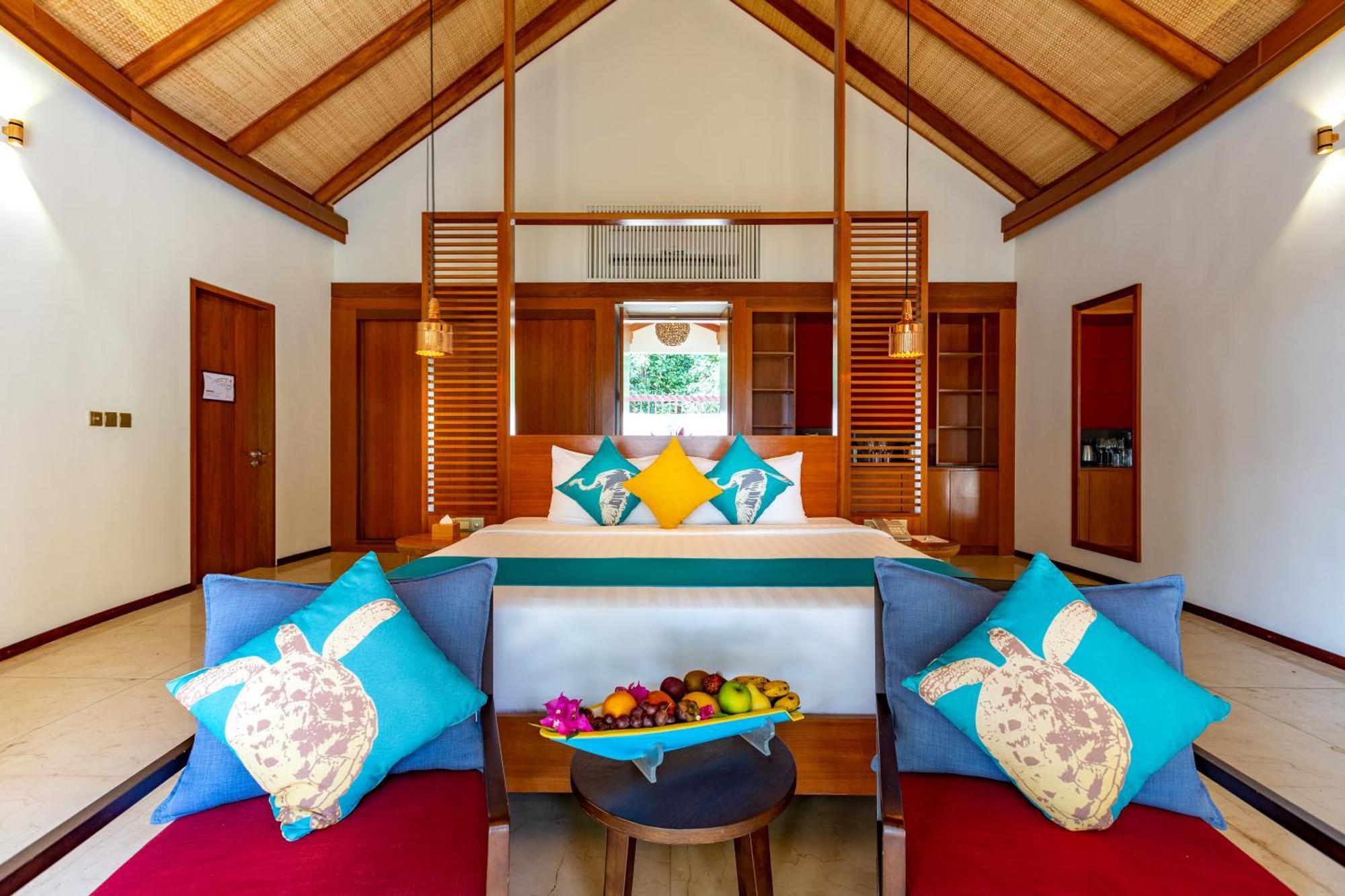 Furaveri Maldives - Complimentary Round-Trip Seaplane Transfer For Two For A Minimum Of 5 Nights Or More From May 1St To October 31St, 2025 Meedhoo  Cameră foto A bedroom at the resort