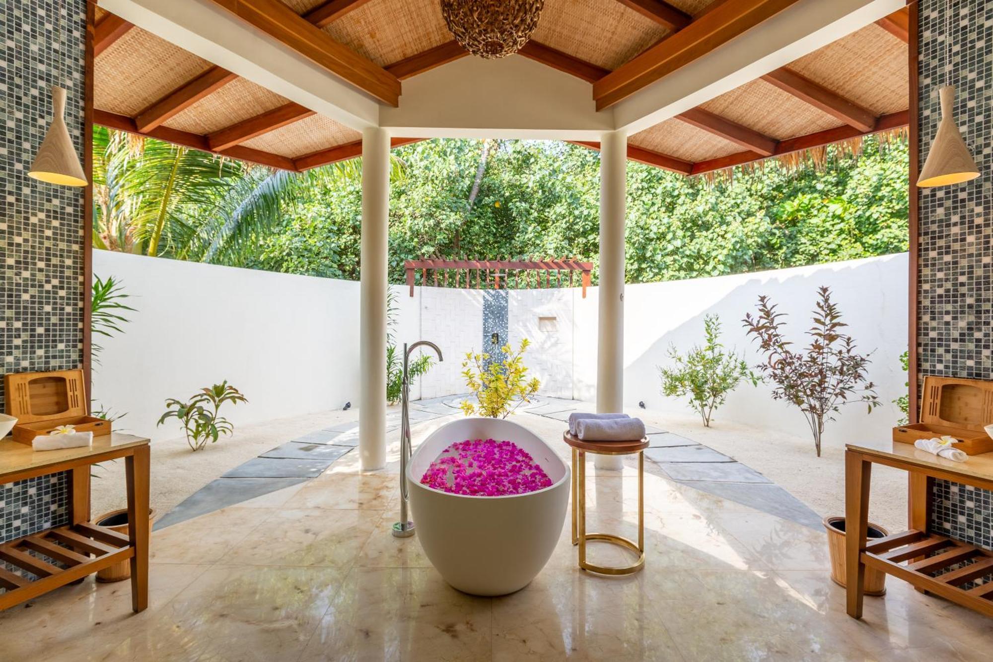 Furaveri Maldives - Complimentary Round-Trip Seaplane Transfer For Two For A Minimum Of 5 Nights Or More From May 1St To October 31St, 2025 Meedhoo  Cameră foto Bathroom at the spa