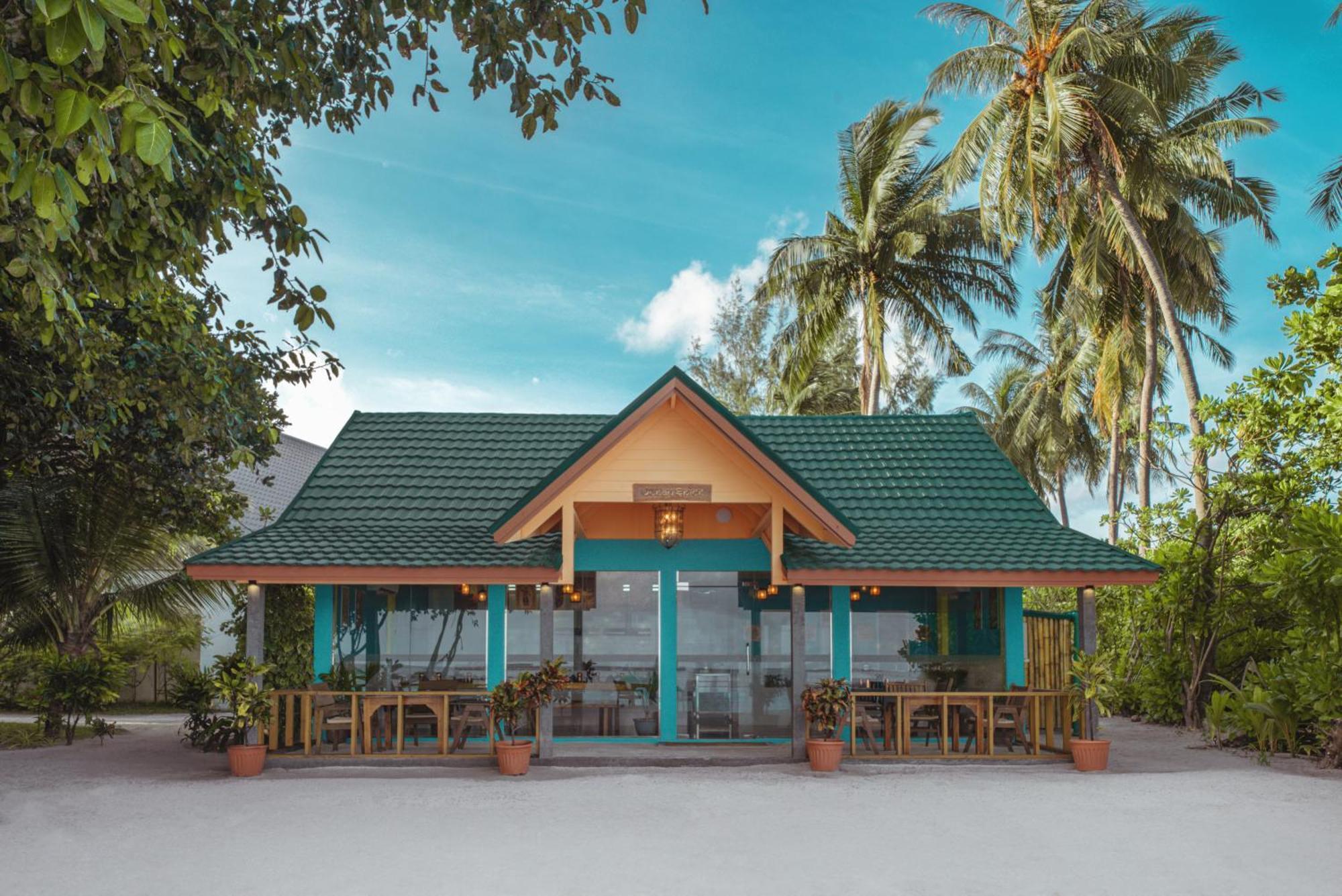 Furaveri Maldives - Complimentary Round-Trip Seaplane Transfer For Two For A Minimum Of 5 Nights Or More From May 1St To October 31St, 2025 Meedhoo  Exterior foto The restaurant at the airport