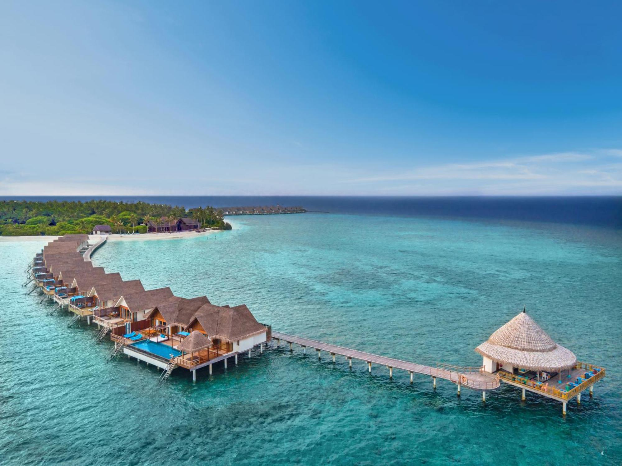 Furaveri Maldives - Complimentary Round-Trip Seaplane Transfer For Two For A Minimum Of 5 Nights Or More From May 1St To October 31St, 2025 Meedhoo  Exterior foto The resort's overwater villas